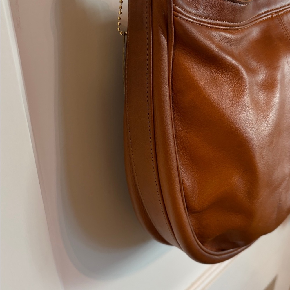 Vintage Coach Brown Leather Hobo Shoulder Bag - Picture 9 of 12